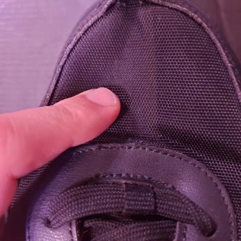 Skechers Almış Olduğum 3 Ayda Dikişlerinden Ayrılan Ayakkabım