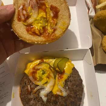 McDonald's Yine Ayıp Etti