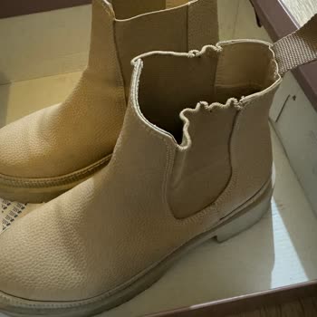 Derimod Ürününün Arkasında Duramıyor!