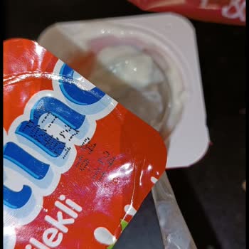 BİM Dostino Danino Yeşil Cisim Çıktı