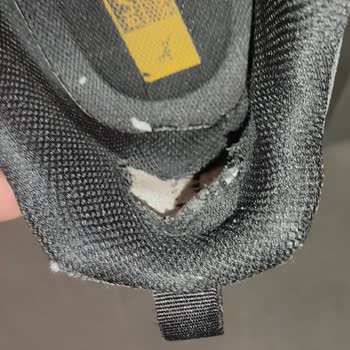 Skechers Marka Sattığı Ayakkabının Arkasında Durmuyor.