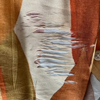 LCW Aldığım Gömleğin Tel Tel Ayrılması