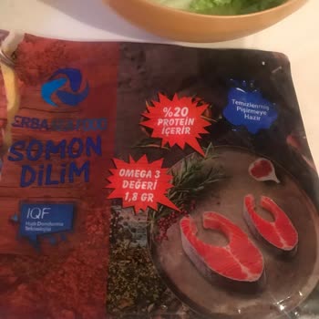 BİM Kalite Kontrol Eksikliği: Farklı Renklerde Somon