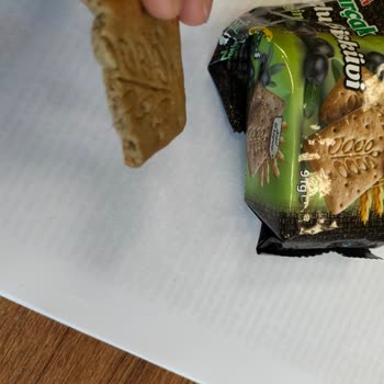 Eti Gıda Tuzlu Bisküvide Beklenmedik Bulgu