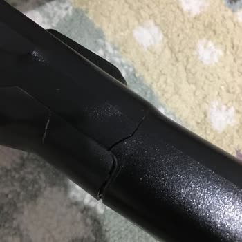 PHILIPS Ev Aletleri Philips Dik Süpürge Plastik Sap Kırıldı