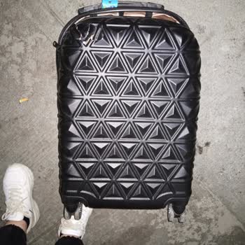 Kamil Koç Valizlerin Seyir Halindeki Otobüsten Aşağı Uçması