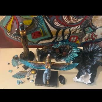 Zerbrochene Skulpturen und Transportschäden mit Sürat Kargo