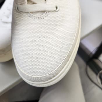 Massimo Dutti Numaraları Farklı Ve Pis Ayakkabı Gönderdi