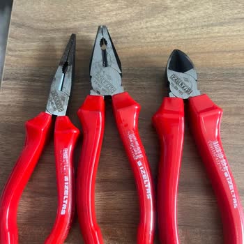 İzeltaş Firmasının Pense Takımının Hemen Paslanması