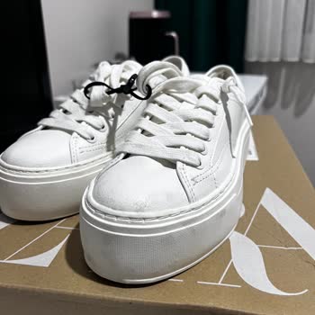 Zara'dan Aldığım Ayakkabının Kirliliği