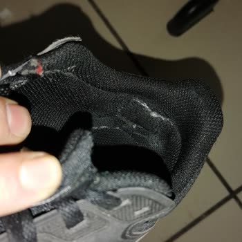 Adidas Ve Hepsiburada Malının Arkasında Durmuyor