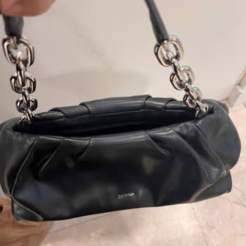 Boyner Calvin Klein Çanta Kalitesiz Malzemesinden Kaynaklanan Sorun