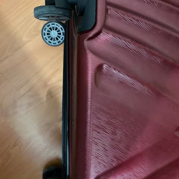 Boyner Defolu Kullanılmış Teşhir Ürünü Valiz Gönderdi