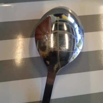 IKEA Da Kirli Bardak Ve Kaşıklar