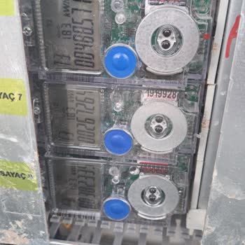 Elektriğimiz Dicle Elektrik Tarafından Kesildi