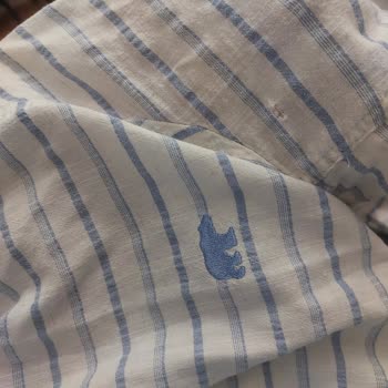 Bad Bear Gömlekte Meydana Gelen İp Sökülmesi