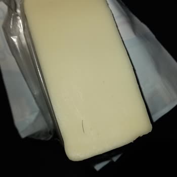 İçim Kaşar Peynirinin İçinden Kıl Çıktı!