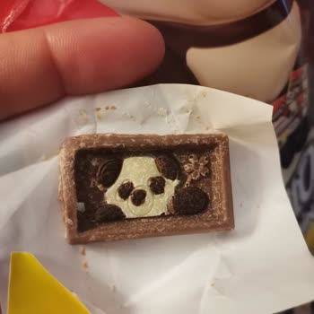 Eti Gıda Eti Petito Çikolata Bozuk Çıktı