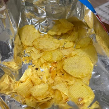 Ruffles Cipsin Tadı Ve İçinden Çıkan