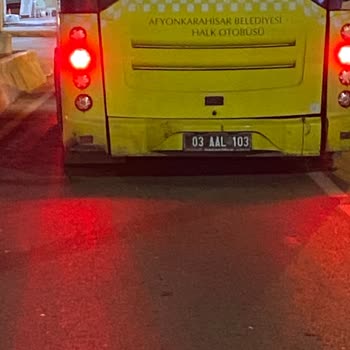Afyonkarahisar Belediyesi Durmadan Devam Eden Halk Otobüsü