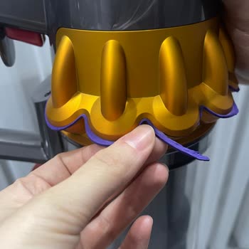 Dyson Ürünün Arkasında Asla Durmuyor