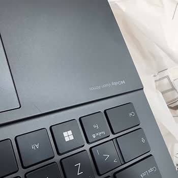 Asus Bilgisayar Zenbook Duo 2024