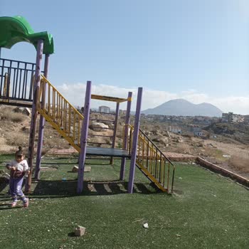Melikgazi Belediyesi Park İstiyoruz. Çok Bakımsız