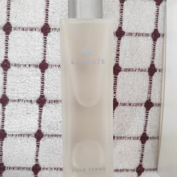 Flavus.com Lacoste Pour Femme Parfüm Orijinal Mi?