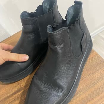 Desa Ayakkabı Mağazası Hizmet Ve Ürünler Konusunda Kötü Çözüm Olmadı