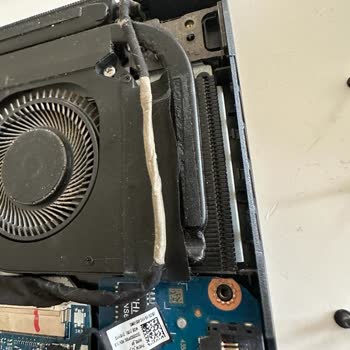 Laptopu Acer Servisine Gönderdim SSD Yerinde Yok! İşçilik Çok Kötü!