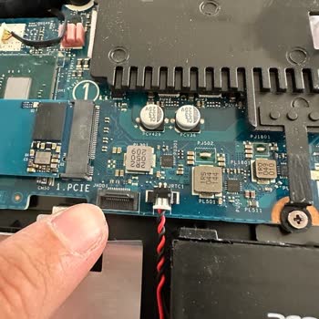 Laptopu Acer Servisine Gönderdim SSD Yerinde Yok! İşçilik Çok Kötü!