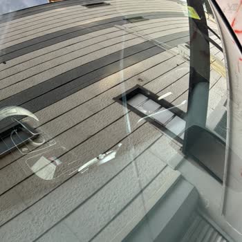 Ray Sigorta Cam Değişimini Zevki Reddediyor