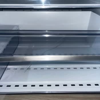 Beko Buzdolabı Çizik Dolu