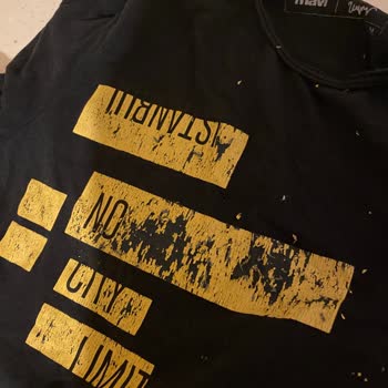 Mavi T-shirt Baskı Kalktı