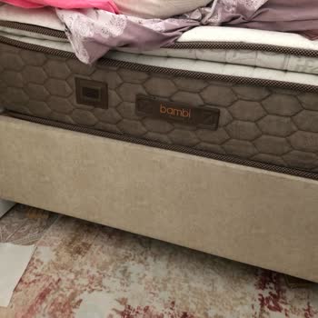 Bambi Yatak  Çökme Yaptı