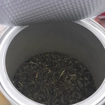 Çaykur Yeşilçay Paketi Tam Dolu Değil. İnsanları Yanıltıyorlar