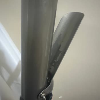 Arzum Saç Maşası Seramiği Dökülüyor