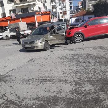 İzmir Büyükşehir Belediyesi Trafik Lambası Konulması Hakkında