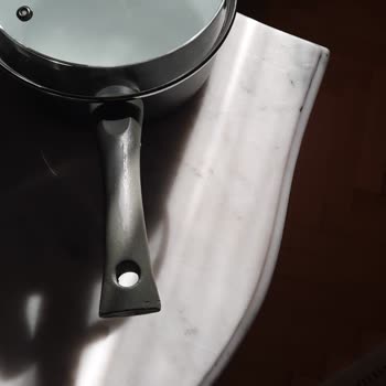 Korkmaz Mutfak Eşyaları Korkmaz Tavamın Sap Ve Tutacak Kısmının Yapış Yapış Oldu