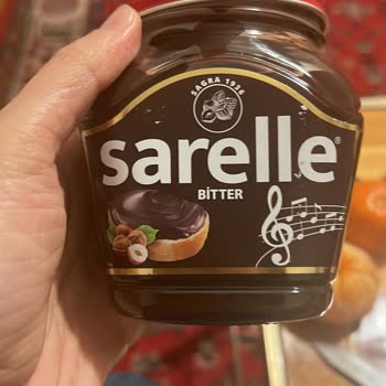 Tarihi Geçmiş Bitter Findik Kremasına Sahip Çıkmayan Sarelle