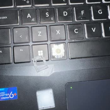 Monster Tulpar 20.5 T7 Klavye Tuşu Kırımı