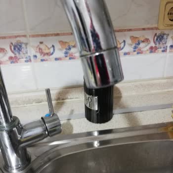 Ar Musluk Su Akıtması Ve Kaplamasının Bozulması