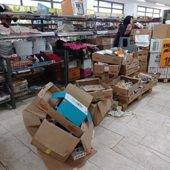 Hakmar Express Hakmar Dağınık Mağaza İçi