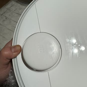 Xiaomi Sends Faulty Vacuum Back After Refund Request