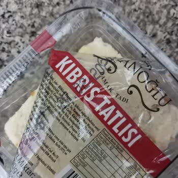 BİM Ve Son Kullanma Tarihi Gelmeden Bozulmuş Tatlıları...