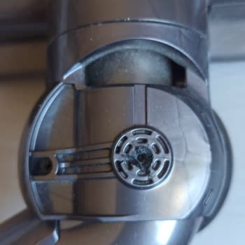 Dyson V15 Çok Erken Kırılan Başlık