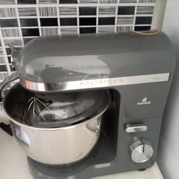 Karaca Züccaciye Hamur Makinesinde Rahatsız Edici Sesler