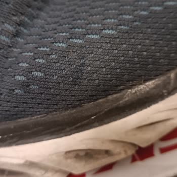 Skechers Ürününün Arkasında Durmuyor