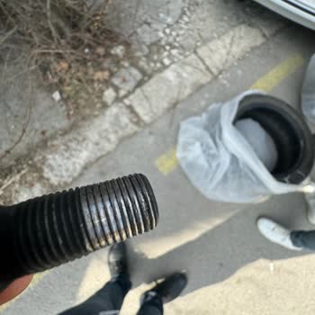 BMW Au Otomotiv'in İki Lastiği Çöp Etmesi