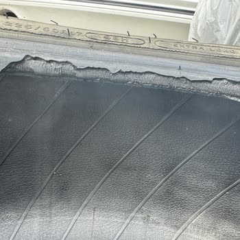 BMW Au Otomotiv'in İki Lastiği Çöp Etmesi